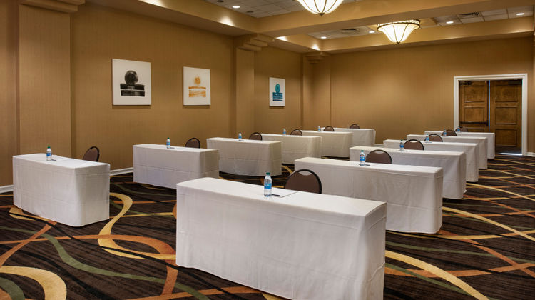 Doubletree Hotel Memphis Downtown Meeting