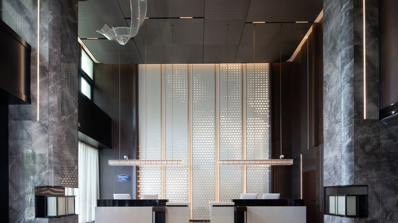 <b>Hampton GongShu TongXie Subway Stn Lobby</b>. Images powered by <a href="https://www.leonardoworldwide.com/" title="Leonardo Worldwide" target="_blank">Leonardo</a>.