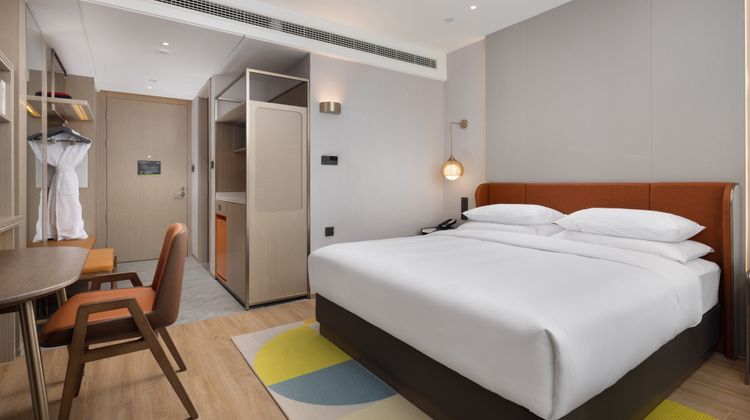 Home2 Suites by Hilton Railway Station Room