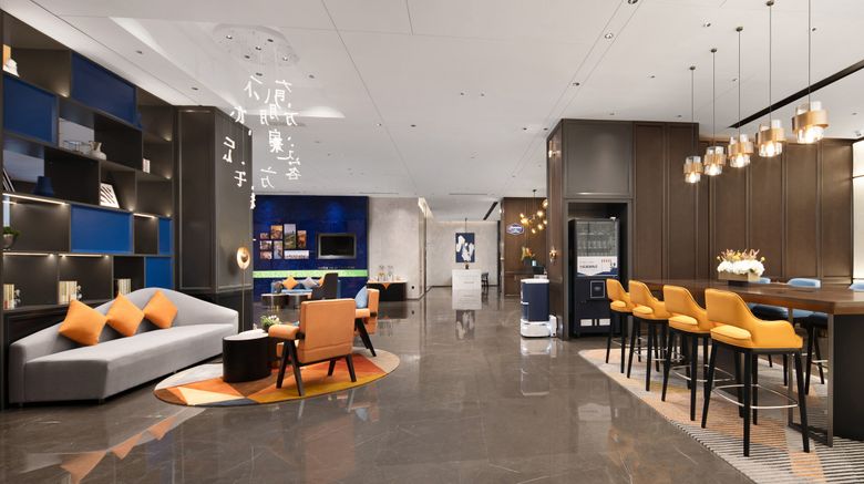 <b>Hampton Inn Jining Grand Canal Lobby</b>. Images powered by <a href="https://www.leonardoworldwide.com/" title="Leonardo Worldwide" target="_blank">Leonardo</a>.