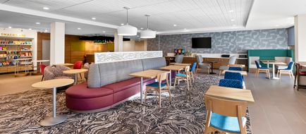 Home2 Suites by Hilton Hendersonville Lobby