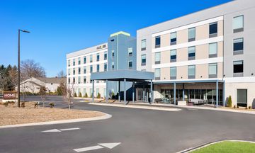 Home2 Suites by Hilton Hendersonville