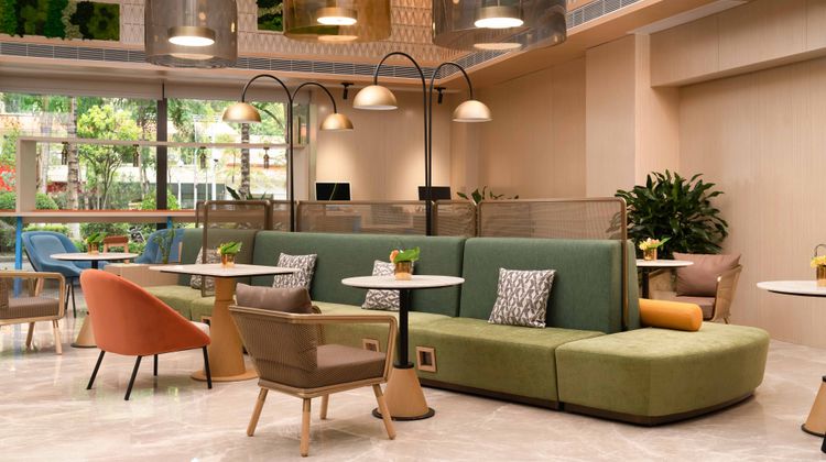 Home2 Suites by Hilton Xishuangbanna Lobby