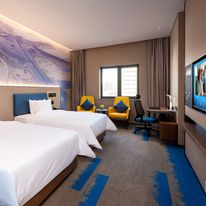 Hampton by Hilton Lize Business District