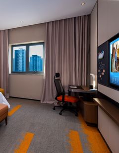 Hampton by Hilton Lize Business District