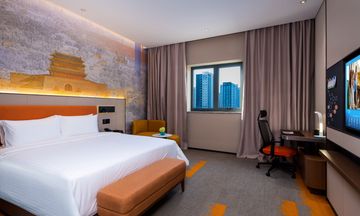 Hampton by Hilton Lize Business District