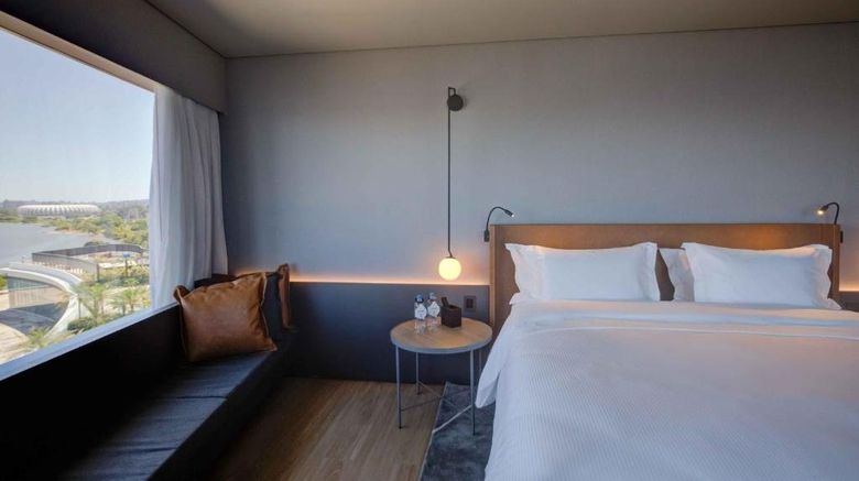 <b>DoubleTree by Hilton Porto Alegre Room</b>. Images powered by <a href="https://www.leonardoworldwide.com/" title="Leonardo Worldwide" target="_blank">Leonardo</a>.