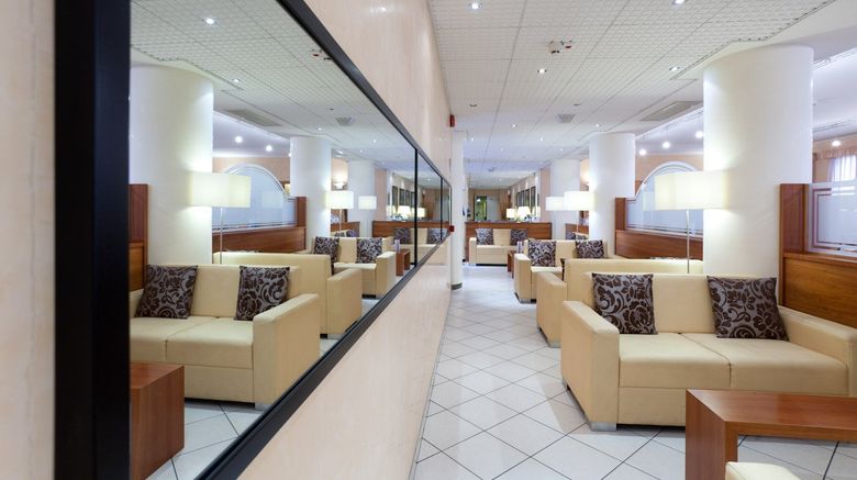 <b>UNA Hotes Occhiobello Lobby</b>. Images powered by <a href="https://www.leonardoworldwide.com/" title="Leonardo Worldwide" target="_blank">Leonardo</a>.