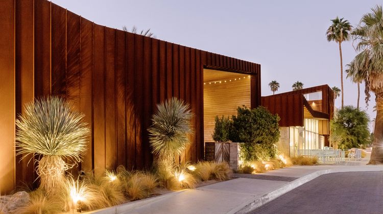 Arrive Palm Springs Exterior