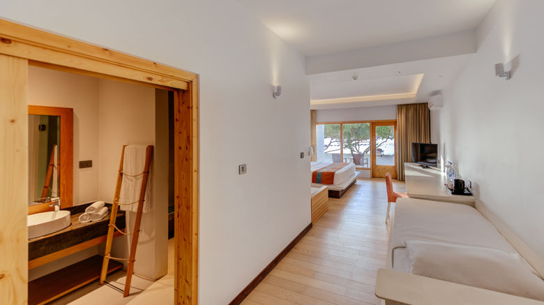 <b>Cinnamon Dhonveli Maldives Lobby</b>. Images powered by <a href="https://www.leonardoworldwide.com/" title="Leonardo Worldwide" target="_blank">Leonardo</a>.