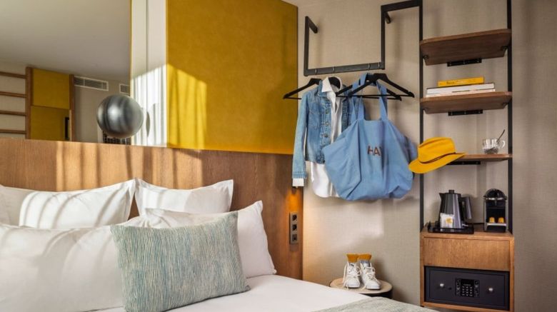 <b>Hotel Raspail Montparnasse Room</b>. Images powered by <a href="https://www.leonardoworldwide.com/" title="Leonardo Worldwide" target="_blank">Leonardo</a>.
