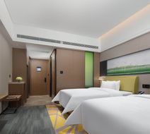 Hampton by Hilton Urumqi Intl Airport Room