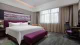 Hampton by Hilton Urumqi Intl Airport Room