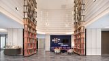 <b>Hampton Inn Xiangyang High-tech Zone Lobby</b>. Images powered by <a href="https://www.leonardoworldwide.com/" title="Leonardo Worldwide" target="_blank">Leonardo</a>.