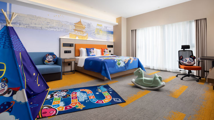 Hampton by Hilton Sanqiao Subway Station Room