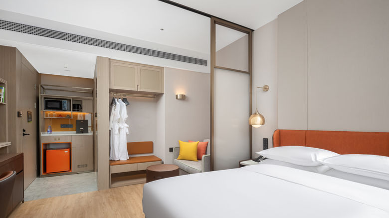 <b>Home2 Suites by Hilton Jieyang Puning Room</b>. Images powered by <a href="https://www.leonardoworldwide.com/" title="Leonardo Worldwide" target="_blank">Leonardo</a>.