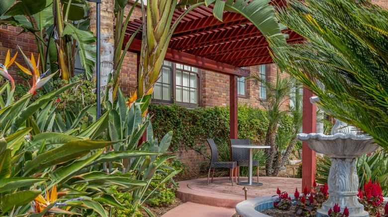 <b>Inn at the Park Hotel Exterior</b>. Images powered by <a href="https://www.leonardoworldwide.com/" title="Leonardo Worldwide" target="_blank">Leonardo</a>.