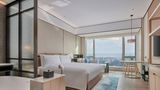 DoubleTree by Hilton Shenzhen Airport Re Room