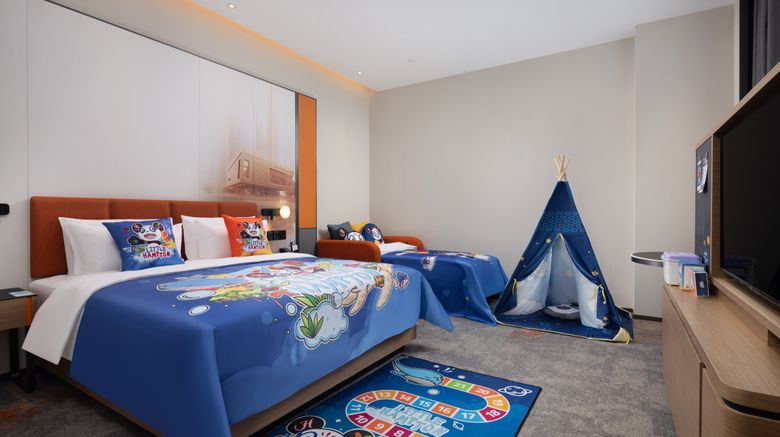 <b>Hampton Inn Liaobu Songshanhu Ave Room</b>. Images powered by <a href="https://www.leonardoworldwide.com/" title="Leonardo Worldwide" target="_blank">Leonardo</a>.