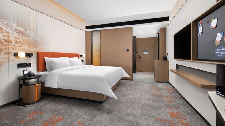 <b>Hampton Baiyun Airport Room</b>. Images powered by <a href="https://www.leonardoworldwide.com/" title="Leonardo Worldwide" target="_blank">Leonardo</a>.