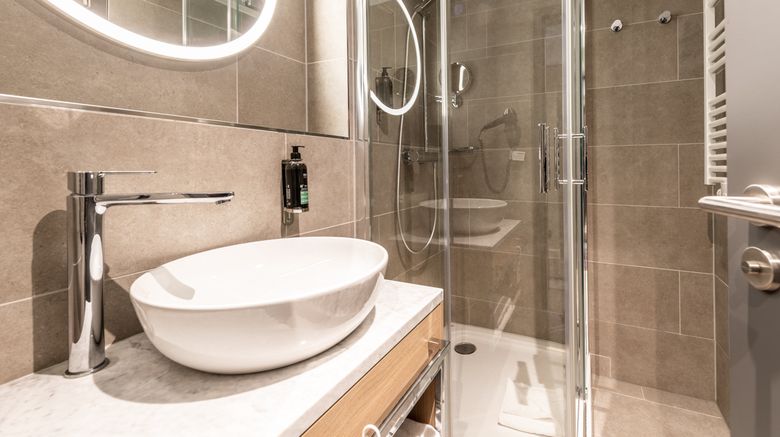 <b>Premier Inn Saarbruecken City Centre Room</b>. Images powered by <a href="https://www.leonardoworldwide.com/" title="Leonardo Worldwide" target="_blank">Leonardo</a>.