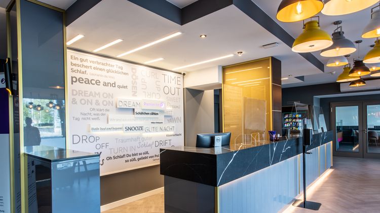 Premier Inn Saarbruecken City Centre Lobby