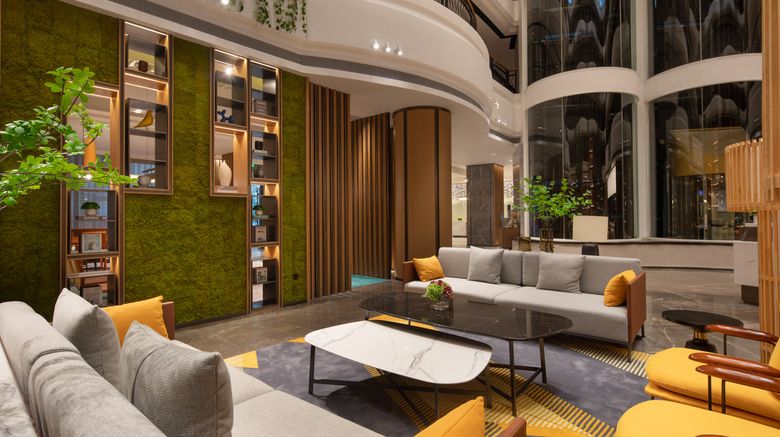 <b>Hampton by Hilton Shenzhen Dameisha Lobby</b>. Images powered by <a href="https://www.leonardoworldwide.com/" title="Leonardo Worldwide" target="_blank">Leonardo</a>.