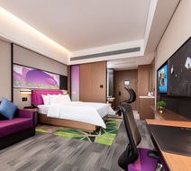 Hampton by Hilton Pingshan Station Room