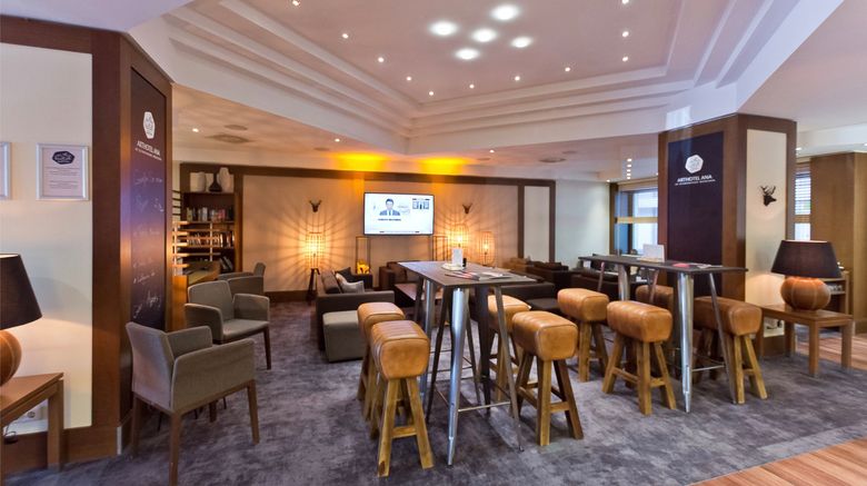 <b>Arthotel ANA in Olympiapark Lobby</b>. Images powered by <a href="https://www.leonardoworldwide.com/" title="Leonardo Worldwide" target="_blank">Leonardo</a>.