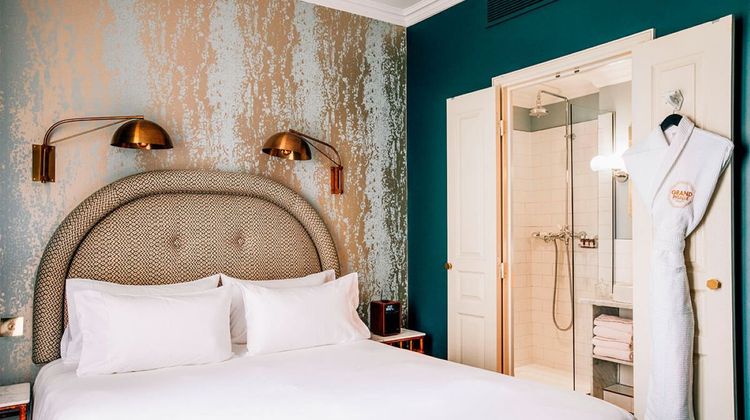 Grand Pigalle Experimental Room
