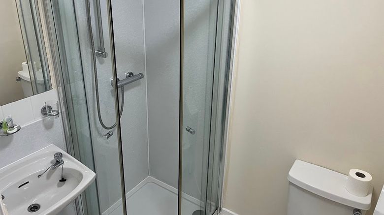 <b>Novar Arms Hotel Room</b>. Images powered by <a href="https://www.leonardoworldwide.com/" title="Leonardo Worldwide" target="_blank">Leonardo</a>.