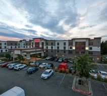 Olympic Suites Inn Exterior