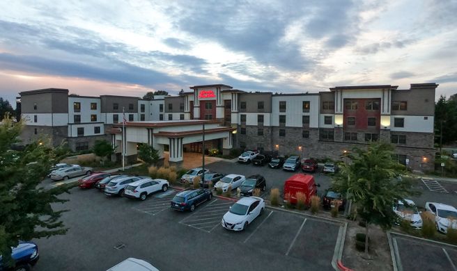 Olympic Suites Inn Exterior