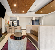 Holiday Inn Express Edmonton South Exterior