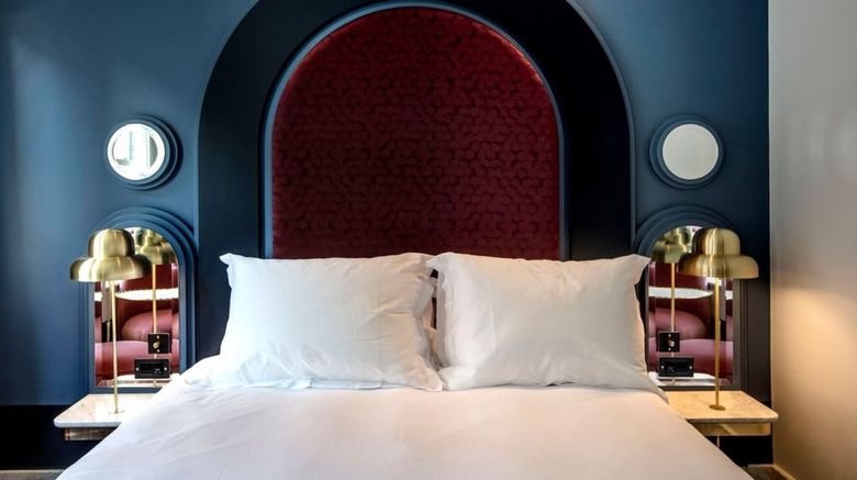 <b>Henrietta Hotel Room</b>. Images powered by <a href="https://www.leonardoworldwide.com/" title="Leonardo Worldwide" target="_blank">Leonardo</a>.