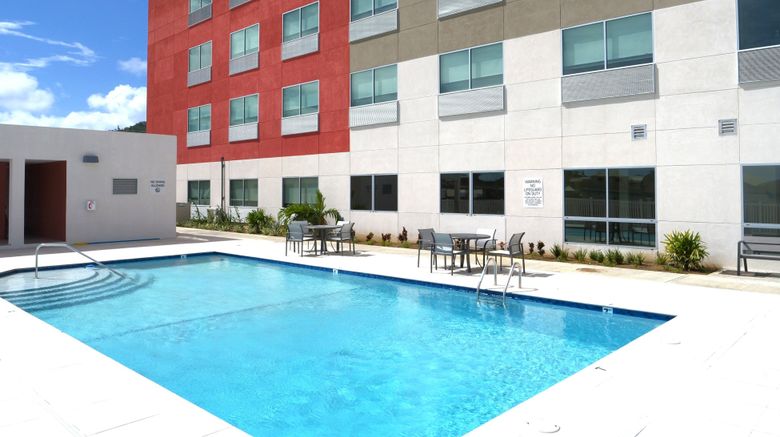 <b>Holiday Inn Express & Suites St. Vincent Pool</b>. Images powered by <a href="https://www.leonardoworldwide.com/" title="Leonardo Worldwide" target="_blank">Leonardo</a>.