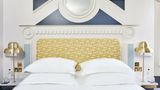 Henrietta Hotel Room