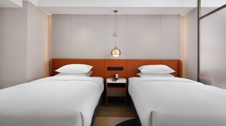 Home2 Suites by Hilton Jinan Tangye Room