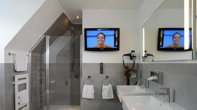 <b>Fletcher Waldhotel Nordrhein-Westfalen Room</b>. Images powered by <a href="https://www.leonardoworldwide.com/" title="Leonardo Worldwide" target="_blank">Leonardo</a>.
