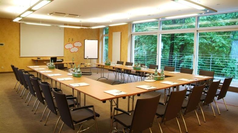 <b>Fletcher Waldhotel Nordrhein-Westfalen Meeting</b>. Images powered by <a href="https://www.leonardoworldwide.com/" title="Leonardo Worldwide" target="_blank">Leonardo</a>.