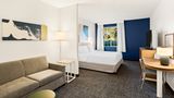 <b>Spark by Hilton Williams Room</b>. Images powered by <a href="https://www.leonardoworldwide.com/" title="Leonardo Worldwide" target="_blank">Leonardo</a>.