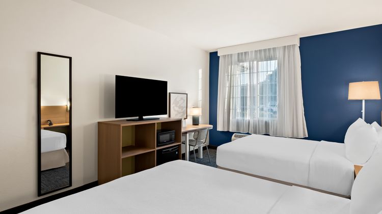 Spark by Hilton Williams Room