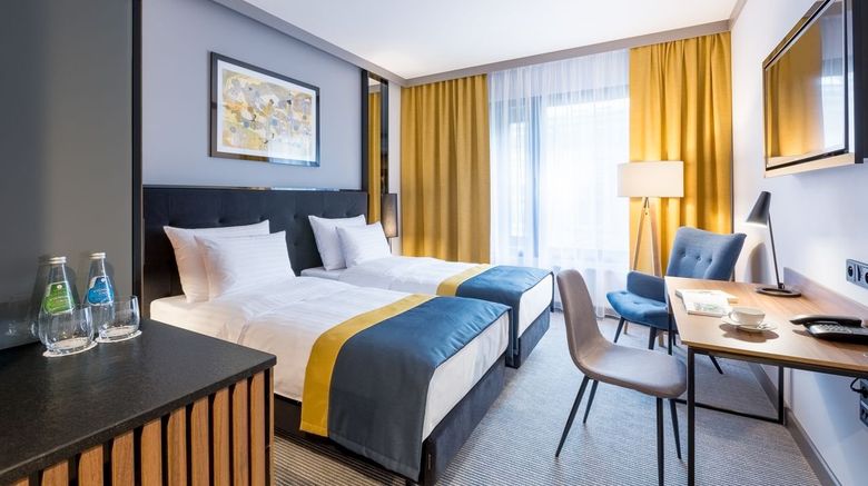 <b>Grand Ascot Hotel Room</b>. Images powered by <a href="https://www.leonardoworldwide.com/" title="Leonardo Worldwide" target="_blank">Leonardo</a>.