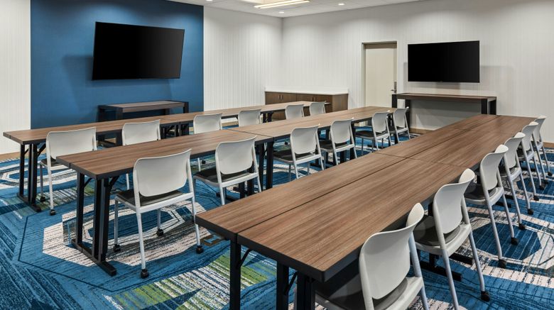 <b>SpringHill Suites Bettendorf Meeting</b>. Images powered by <a href="https://www.leonardoworldwide.com/" title="Leonardo Worldwide" target="_blank">Leonardo</a>.