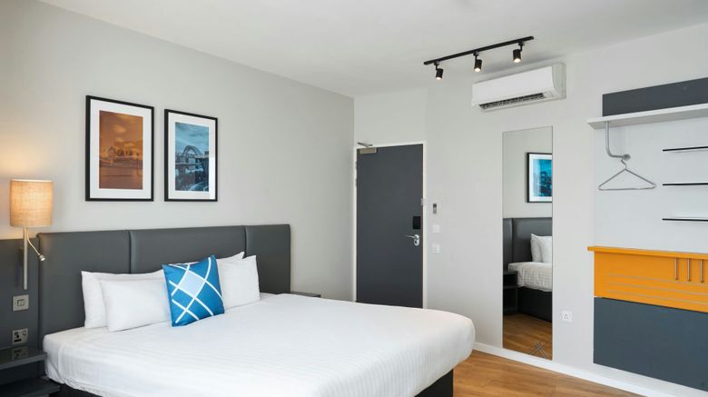 <b>Four Points Flex by Sheraton Newcastle Room</b>. Images powered by <a href="https://www.leonardoworldwide.com/" title="Leonardo Worldwide" target="_blank">Leonardo</a>.