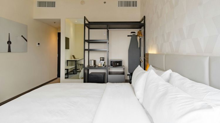SJ Grand Hotel Room