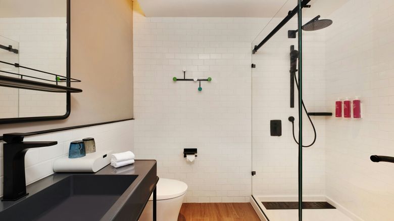 <b>Moxy Shanghai Putuo Room</b>. Images powered by <a href="https://www.leonardoworldwide.com/" title="Leonardo Worldwide" target="_blank">Leonardo</a>.