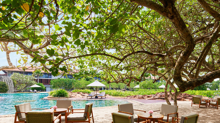 Bentota Beach Hotel by Cinnamon Pool