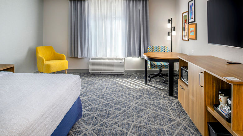 <b>Hampton Inn by Hilton St Louis Airport Room</b>. Images powered by <a href="https://www.leonardoworldwide.com/" title="Leonardo Worldwide" target="_blank">Leonardo</a>.