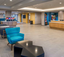 Hampton Inn by Hilton St Louis Airport Lobby